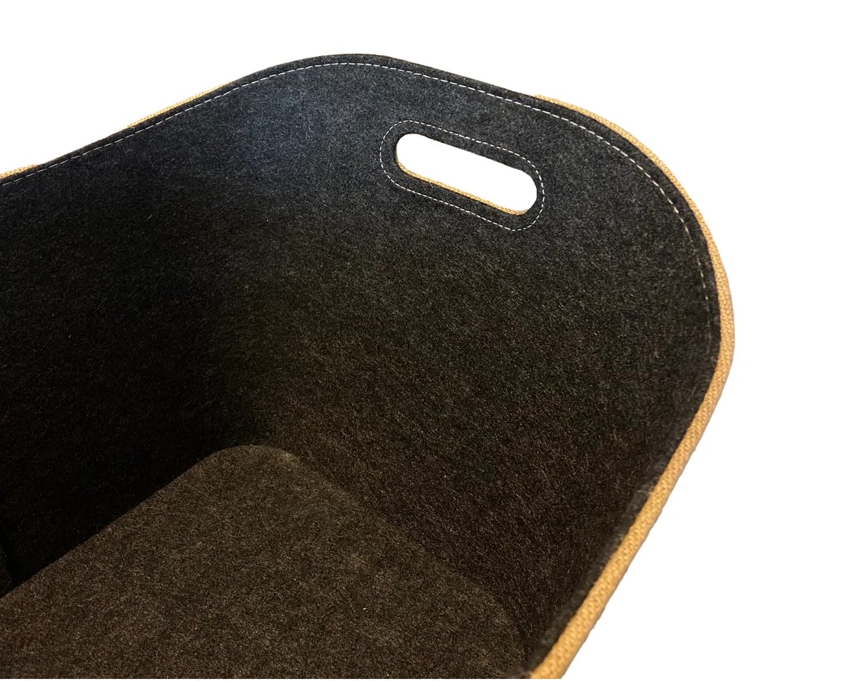 Helmin vedkurv i lysebrun