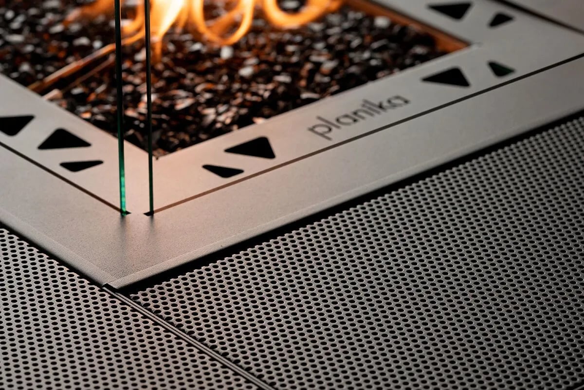 PLANIKA Square table